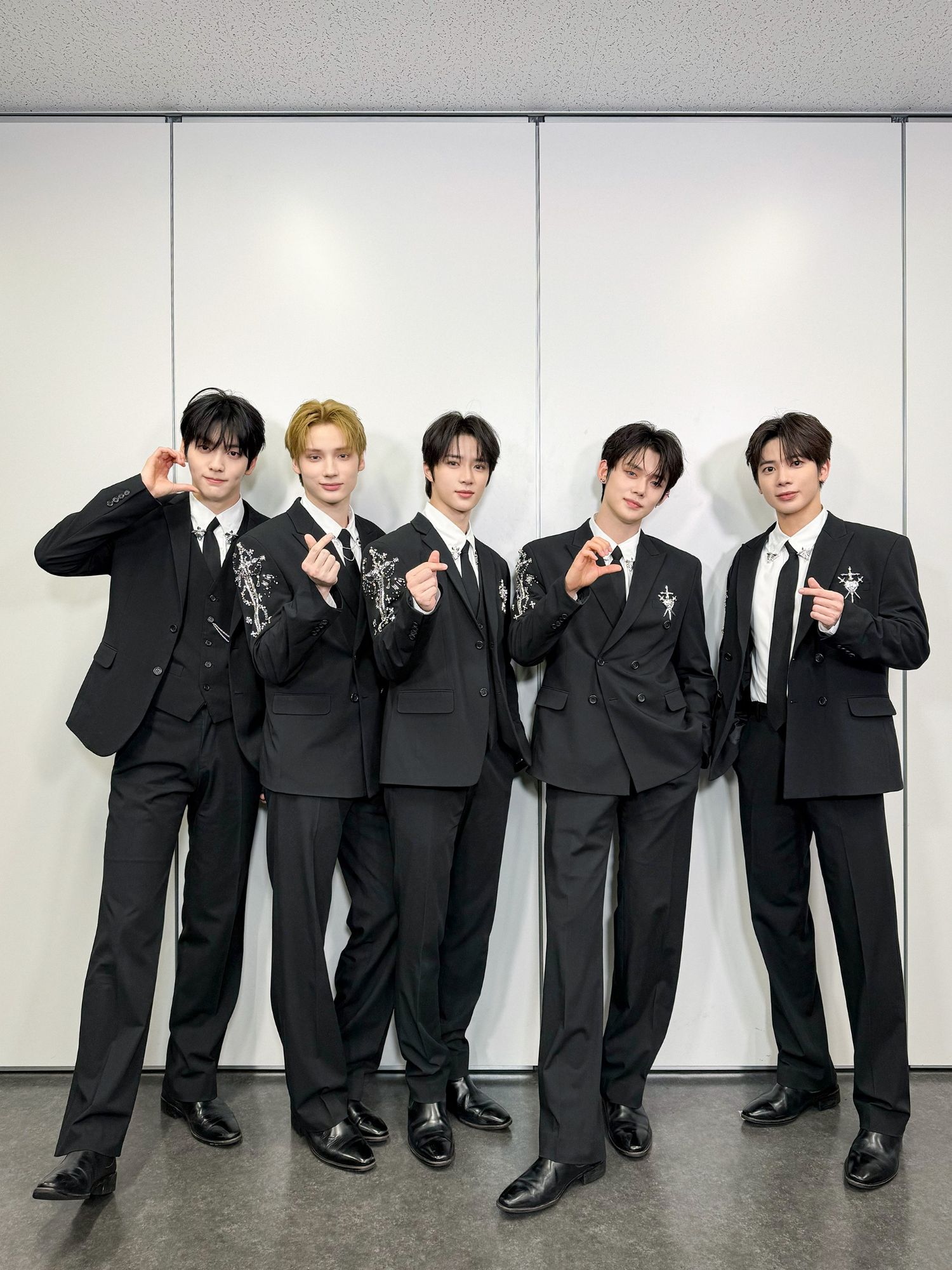 Latest photo of TOMORROW X TOGETHER