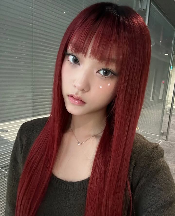 Latest photo of NewJeans