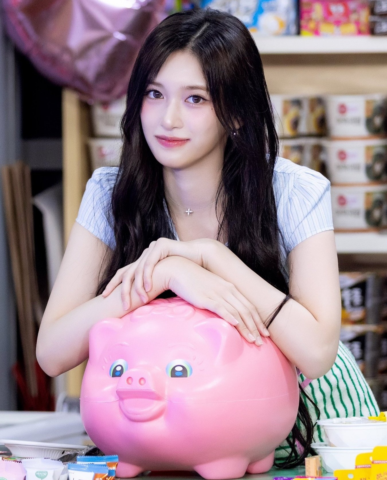 Recent activity shot of Leeseo (IVE)