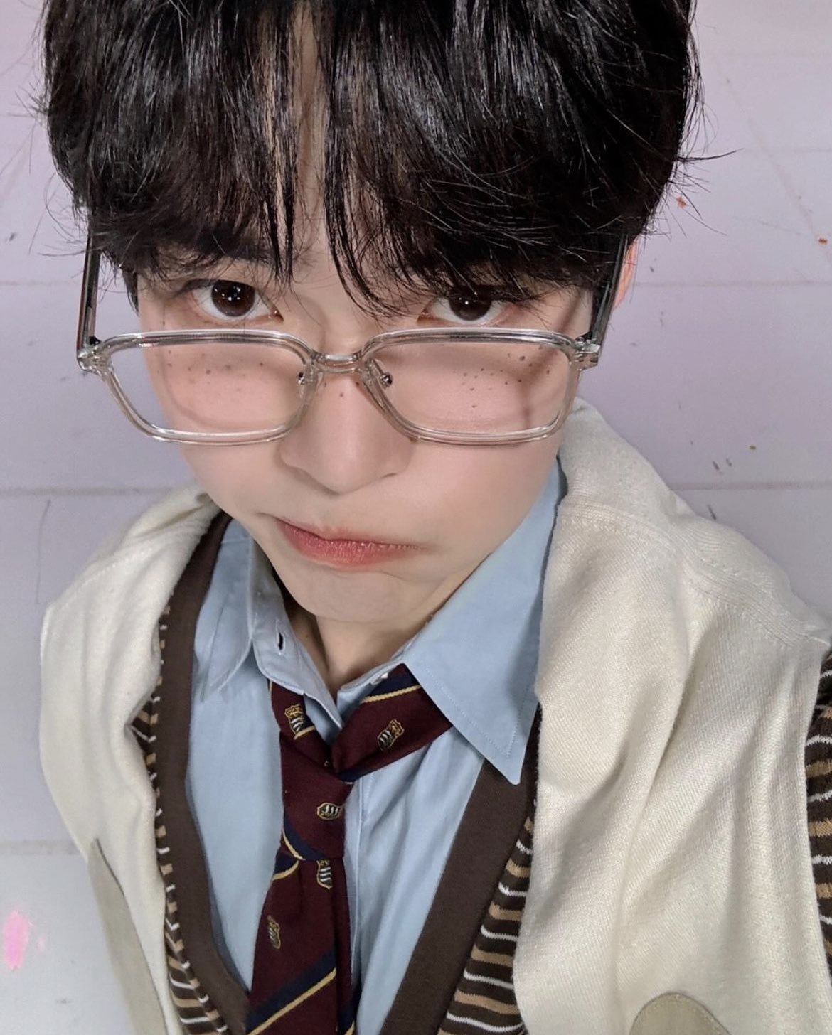 成韩彬 (ZEROBASEONE)的最新照片