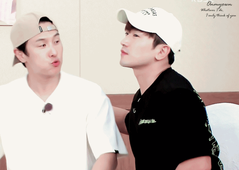 A moment captured by SHINHWA's fan