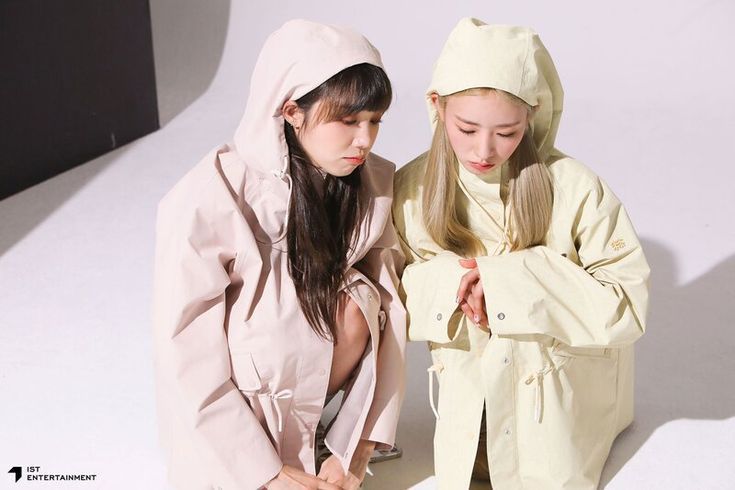 Behind-the-scenes cut of Apink