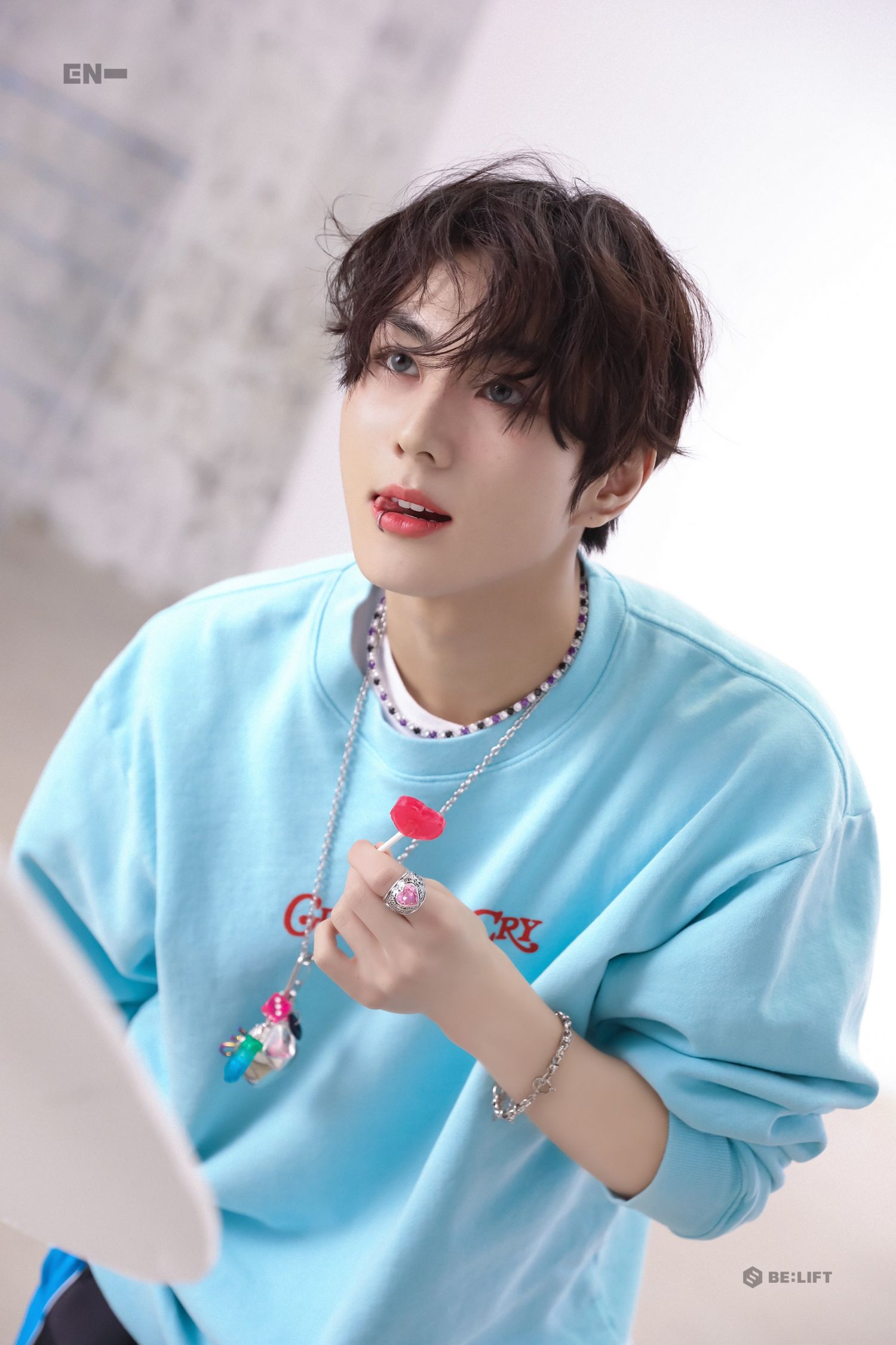 Latest photo of Jungwon (ENHYPEN)