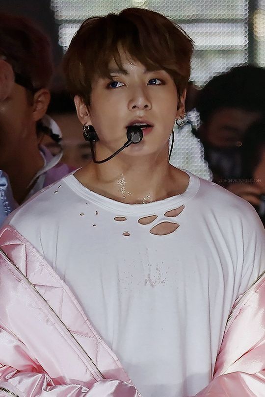 Momen yang diabadikan oleh penggemar Jungkook (BTS)