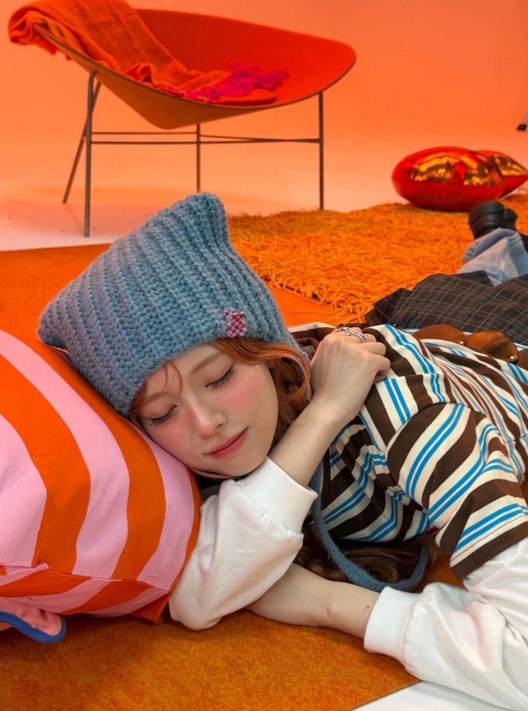 Behind-the-scenes cut of Riku (NiziU)