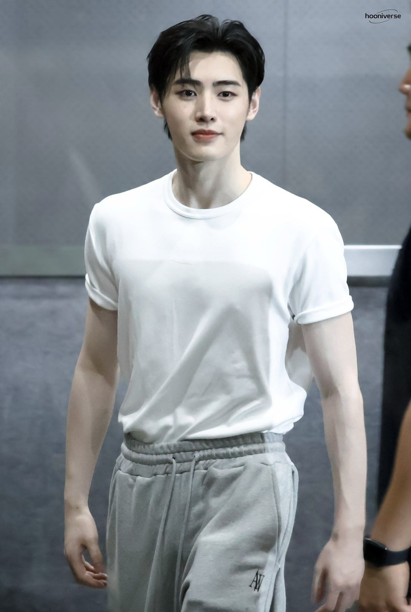 Behind-the-scenes cut of Sunghoon (ENHYPEN)