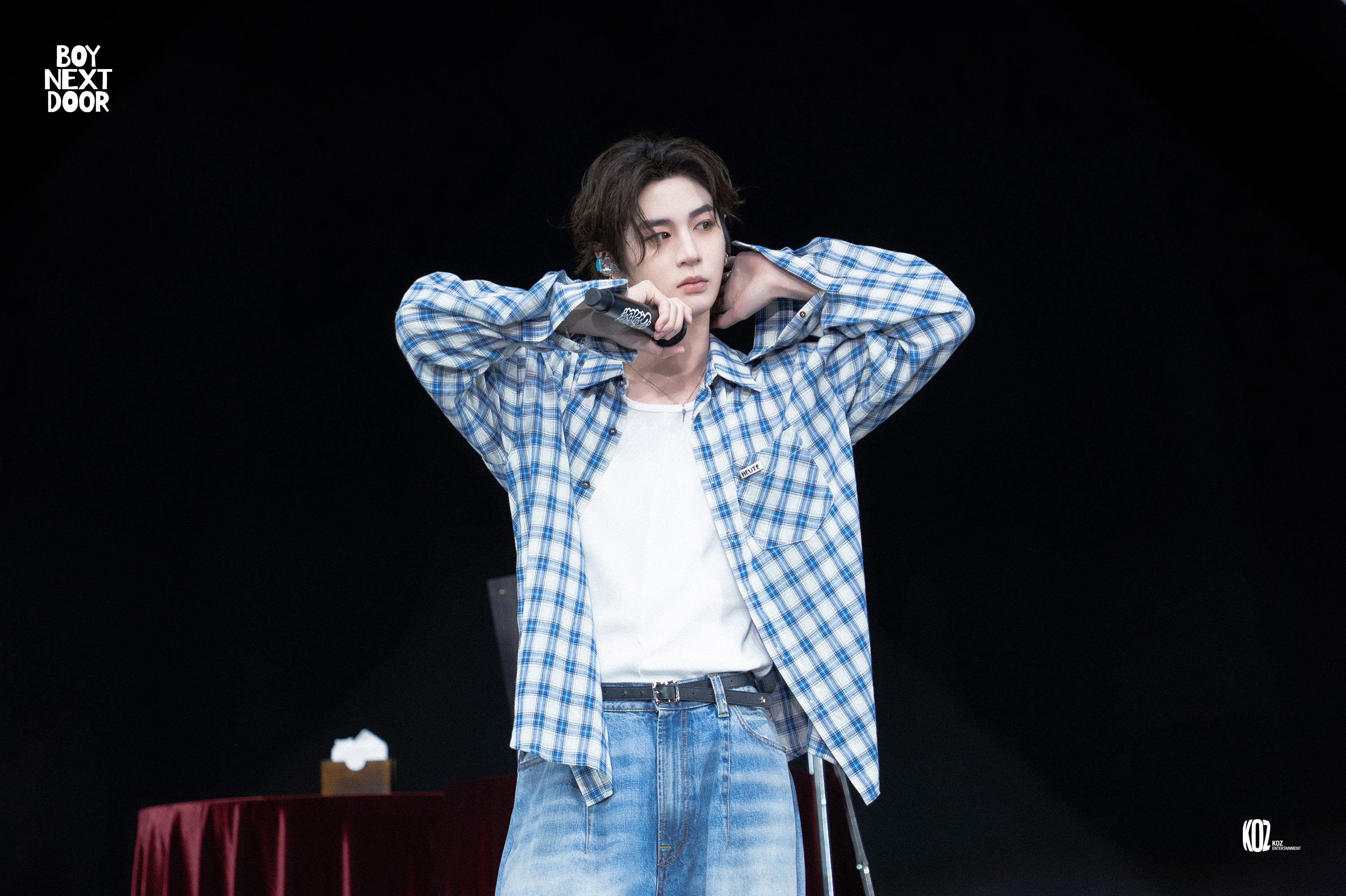 A moment captured by Leehan (BOYNEXTDOOR)'s fan