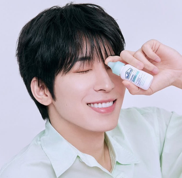 Latest photo of Wonwoo (SEVENTEEN)