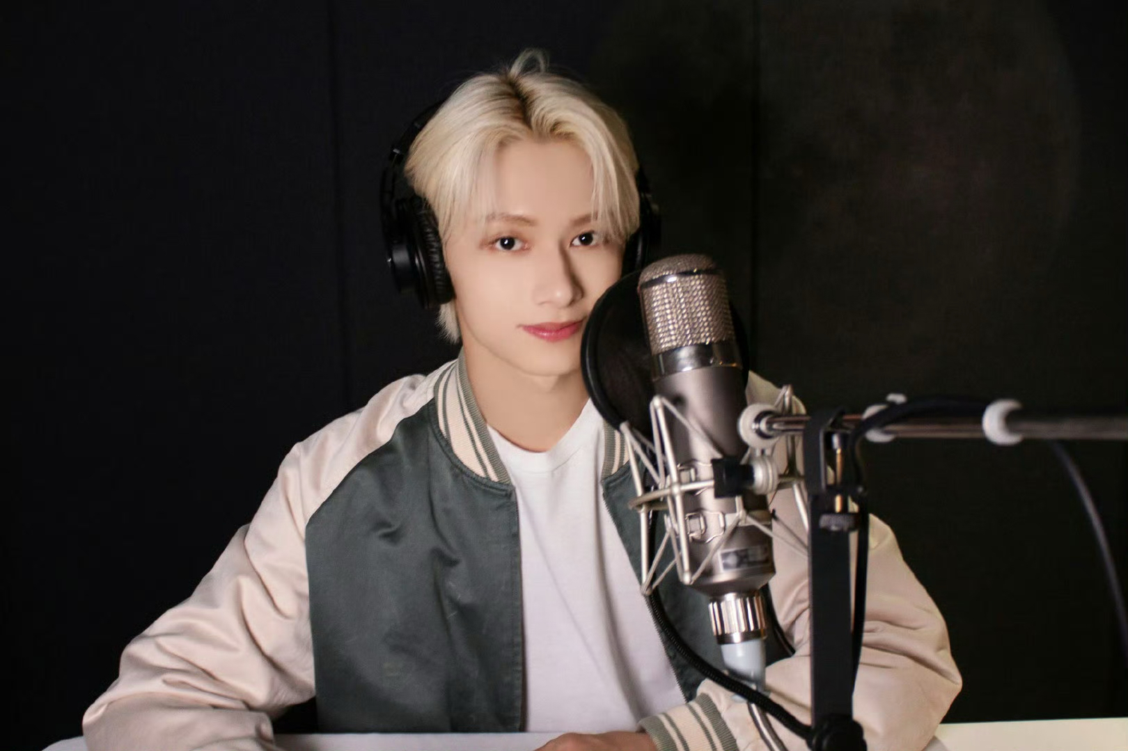 Recent activity shot of Jun (SEVENTEEN)