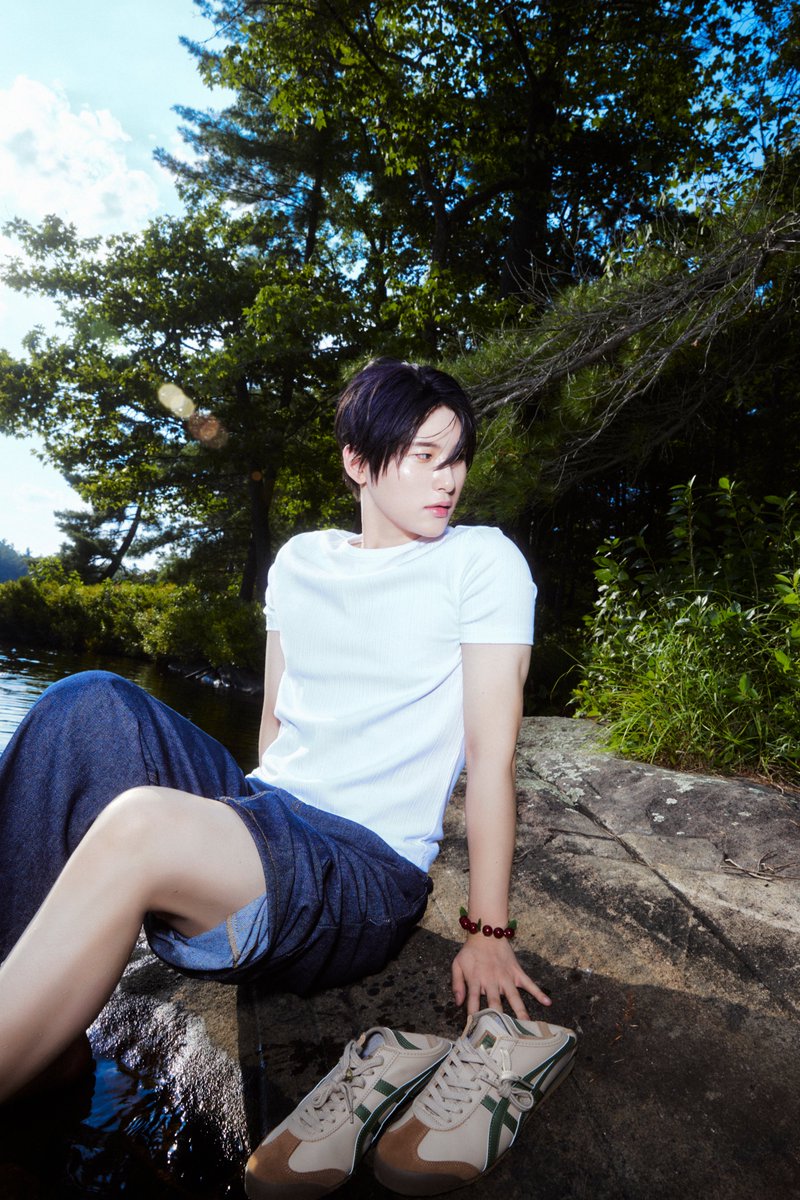 A moment captured by CRAVITY's fan