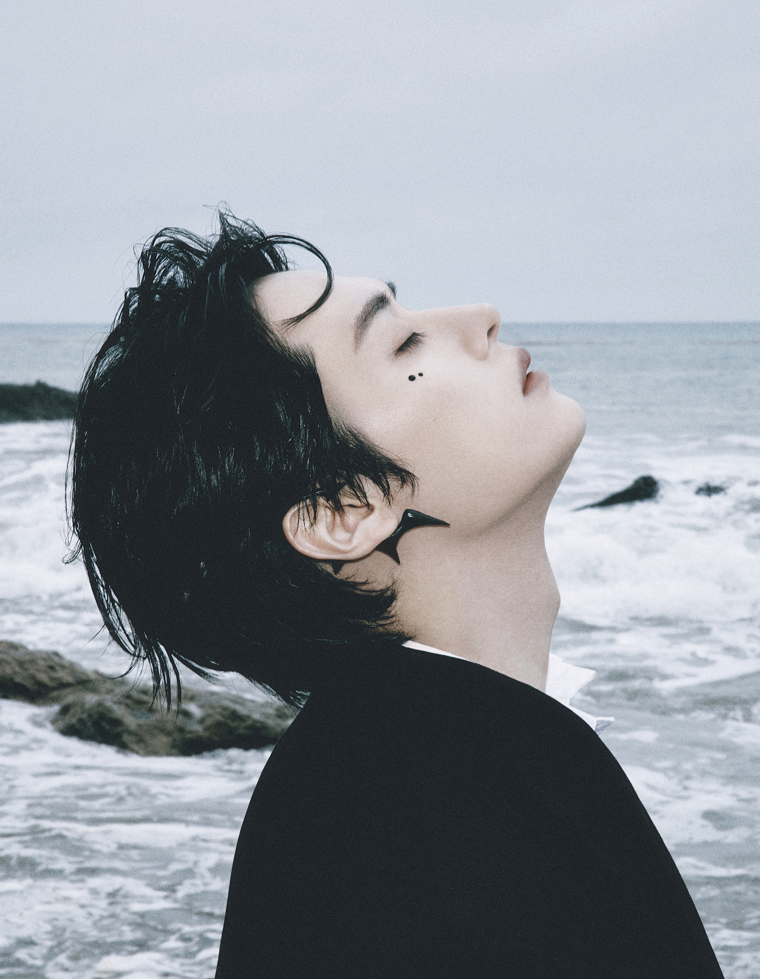 Recent activity shot of Lee Know (Stray Kids)