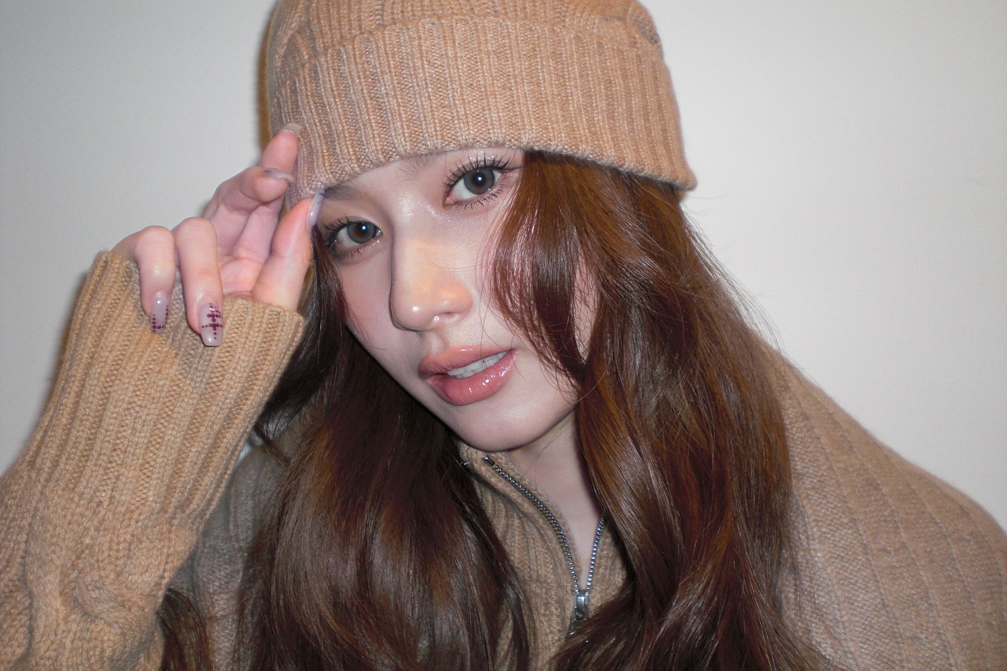 Foto aktivitas terbaru Sana (TWICE)