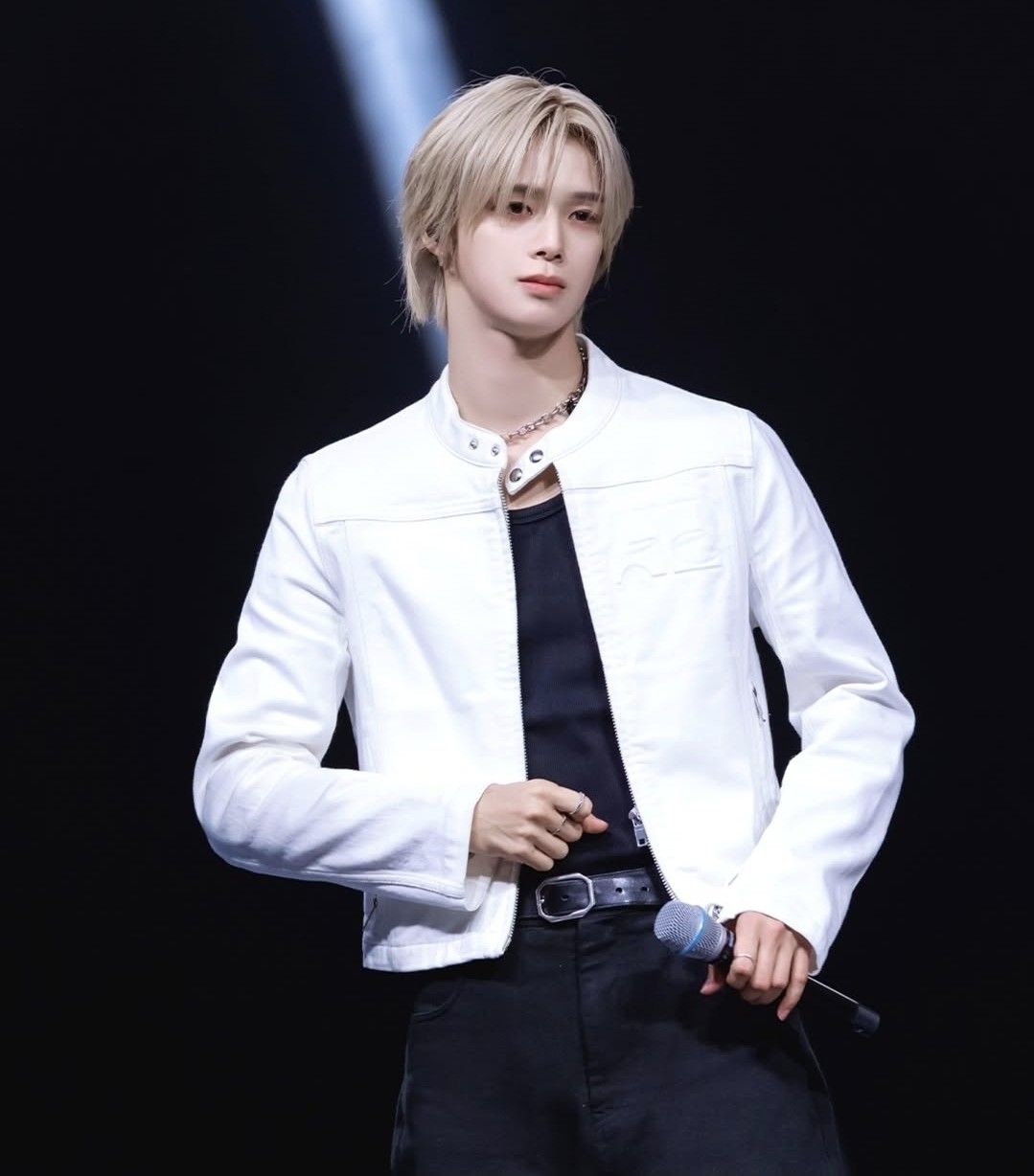 Latest photo of K (&TEAM)