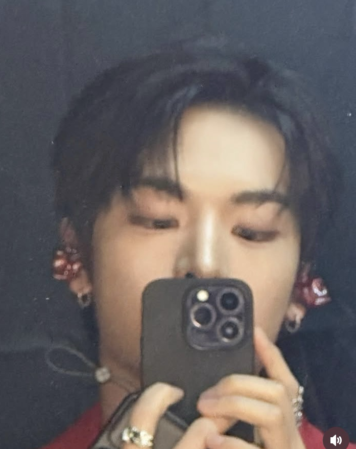 Recent activity shot of Yechan (Xikers)