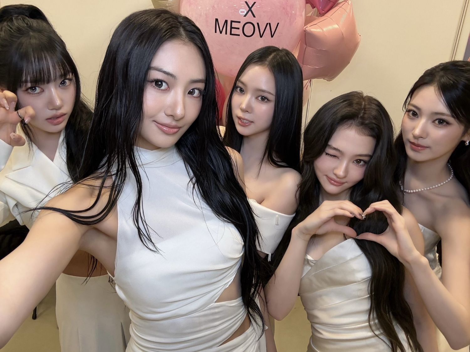 K-POP posts beloved by 자유게시판 fans