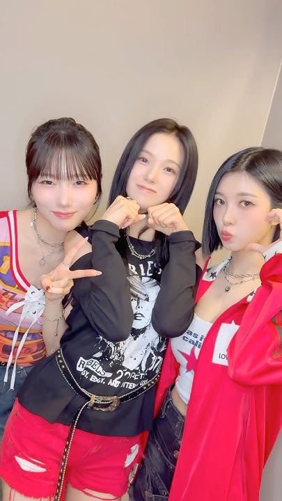 Recent activity shot of Seo Youngeun (Kep1er)