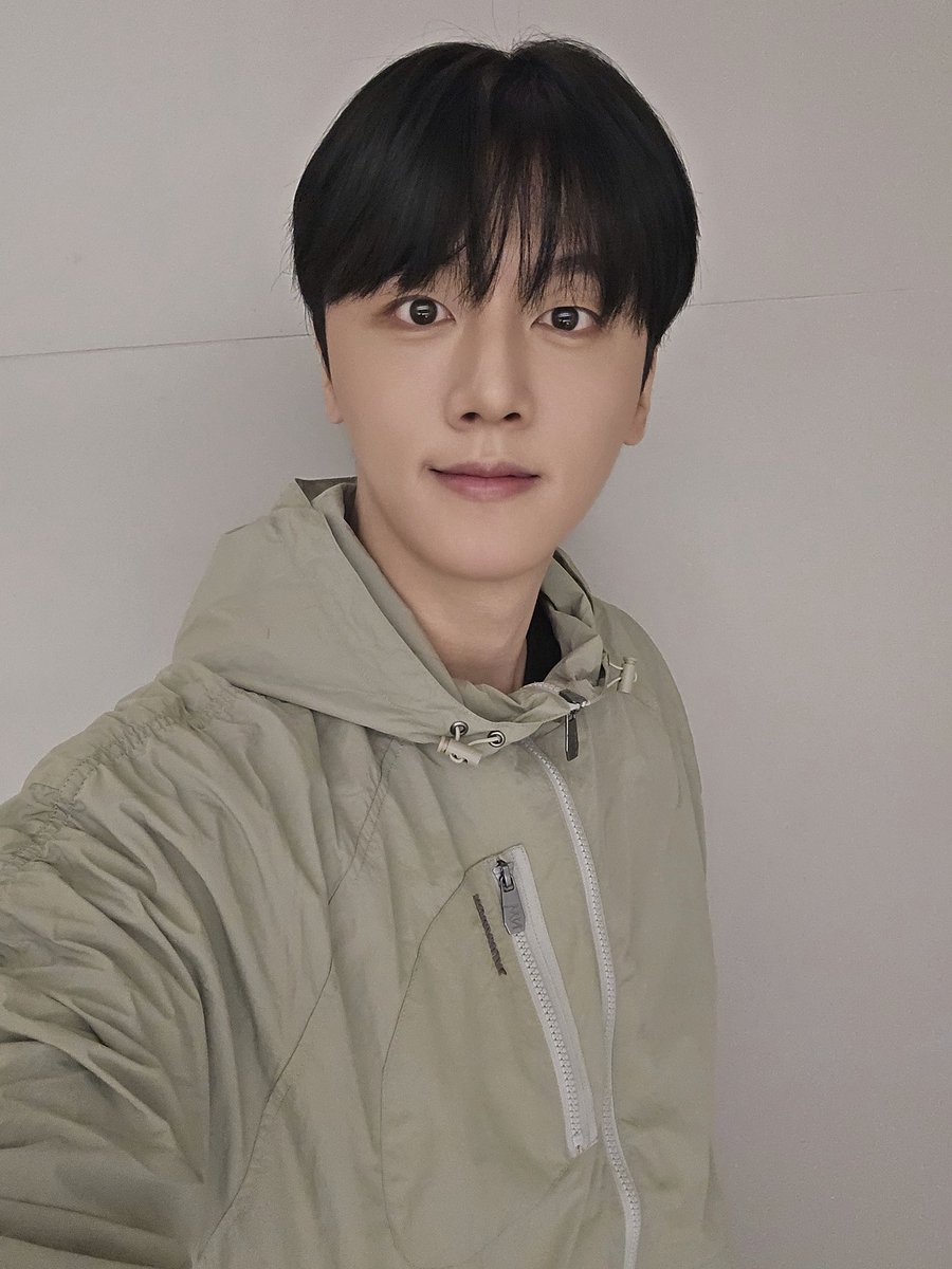 Latest photo of SF9