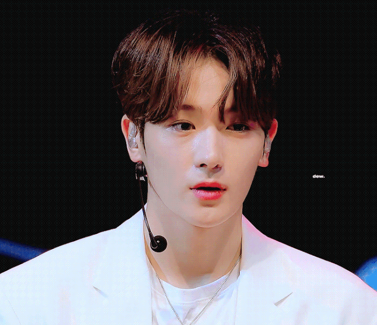 현재 (더보이즈)의 최신 사진