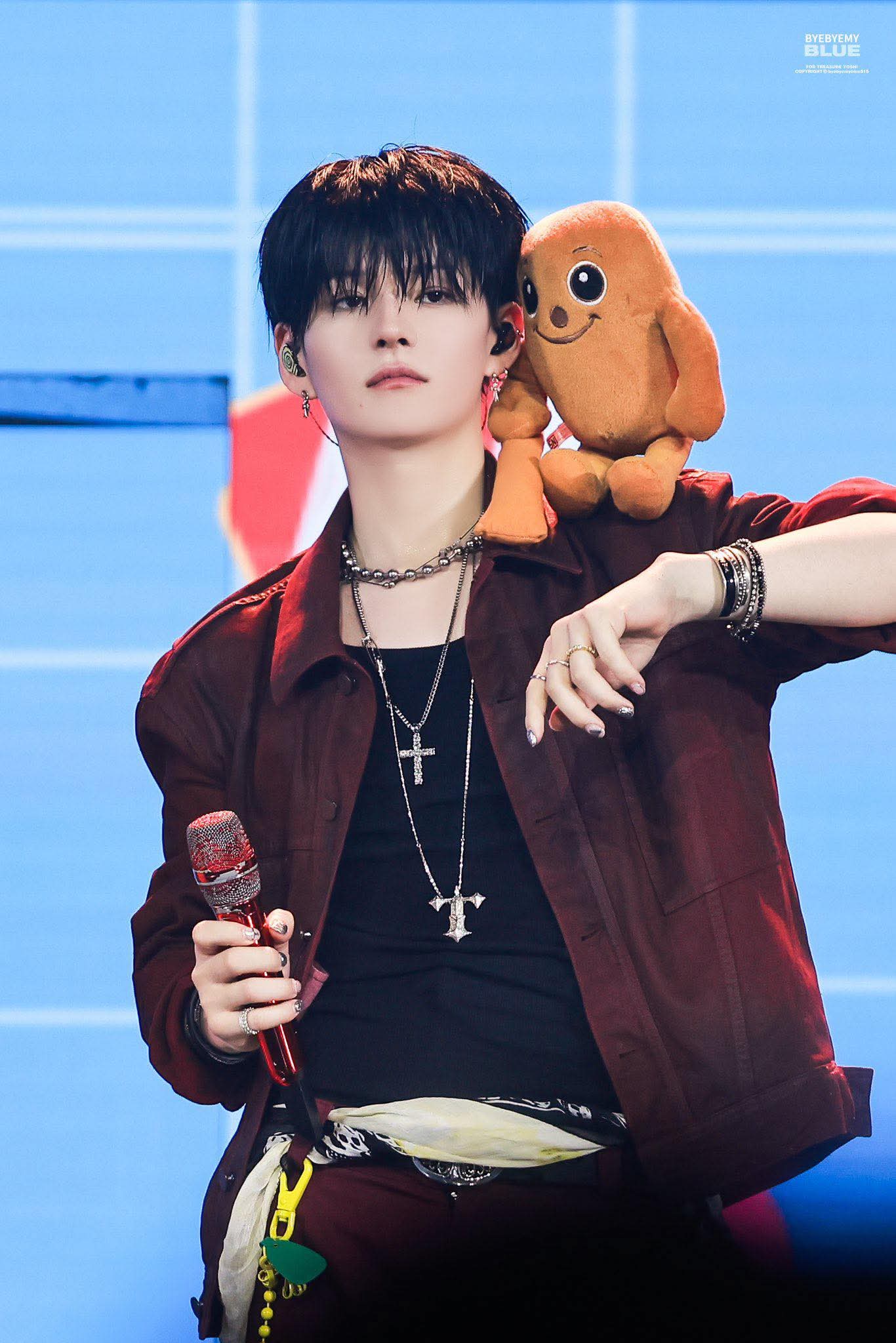 Latest photo of Yoshi (TREASURE)