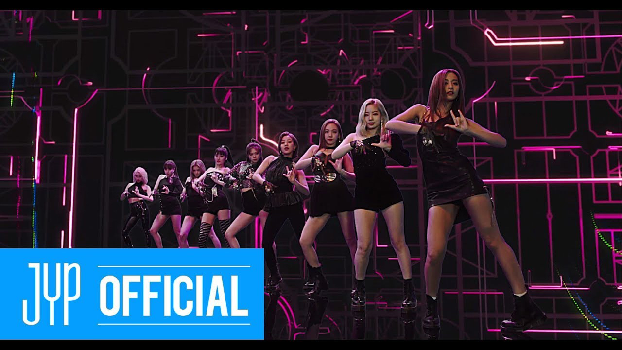 Behind-the-scenes cut of TWICE