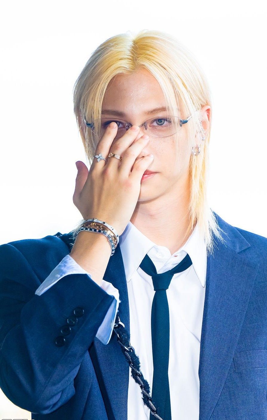 Latest photo of Felix (Stray Kids)