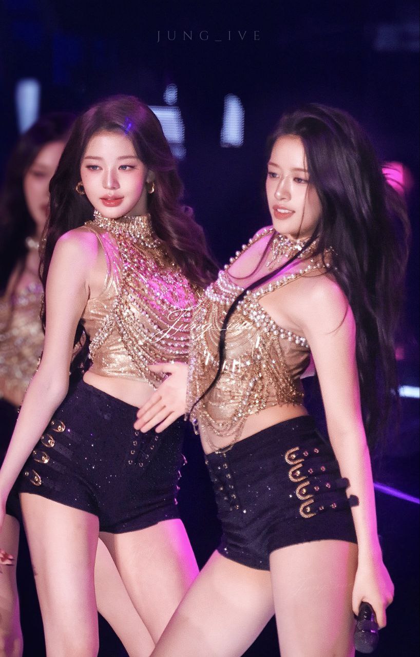 IVE的最新活动照片