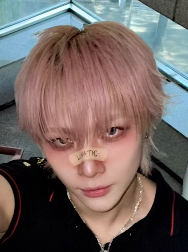 Latest photo of Nicholas (&TEAM)