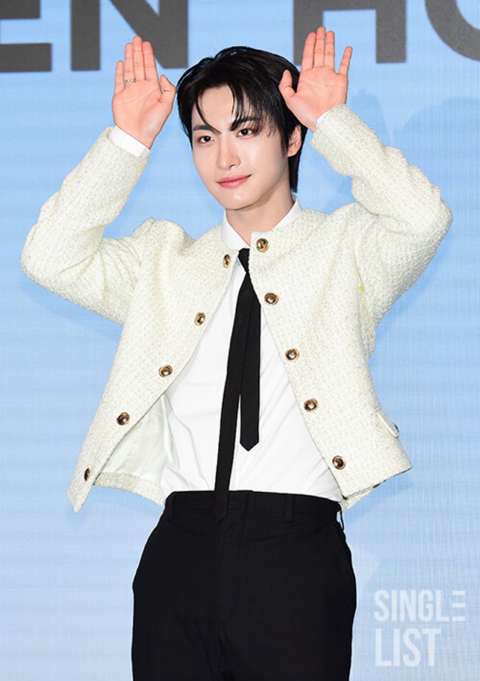 Latest photo of Seonghwa (ATEEZ)