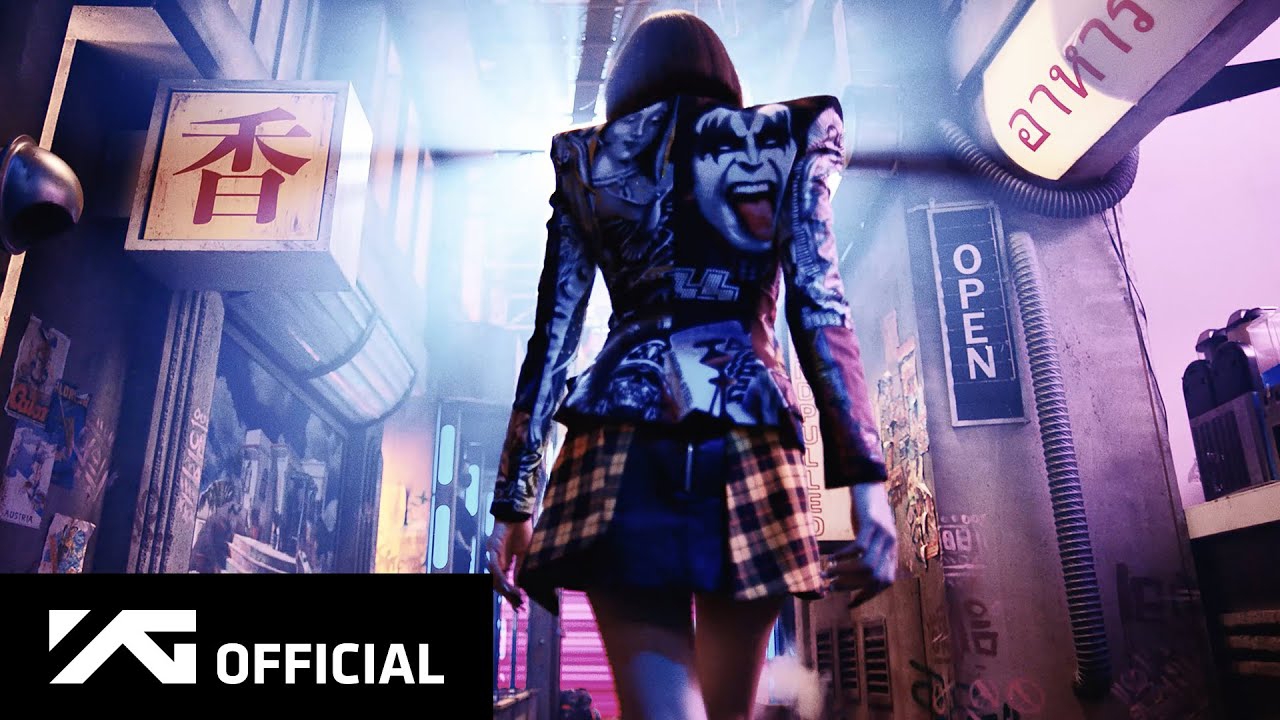 Lisa (BLACKPINK)的最新照片