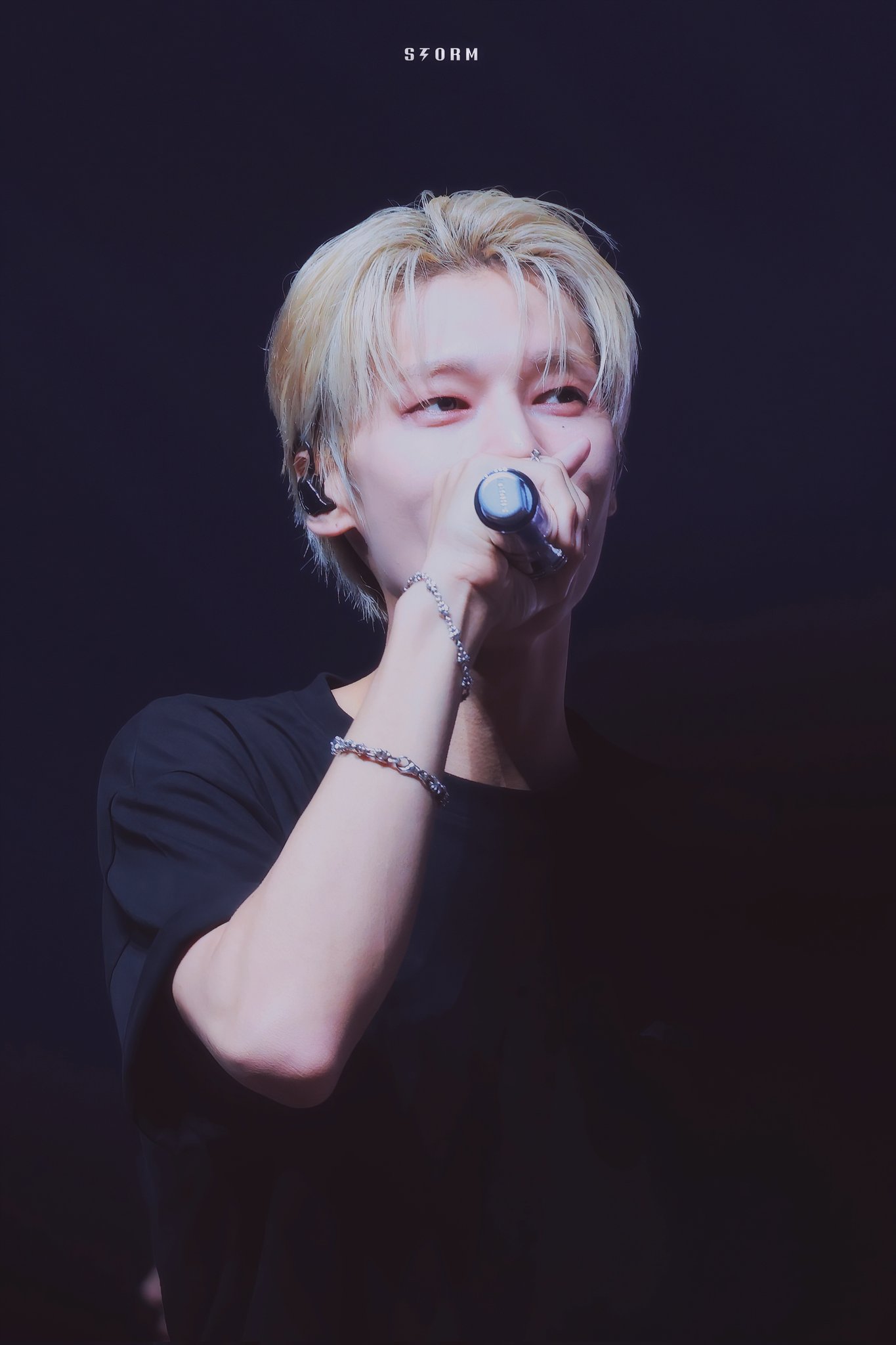 A moment captured by ATEEZ's fan