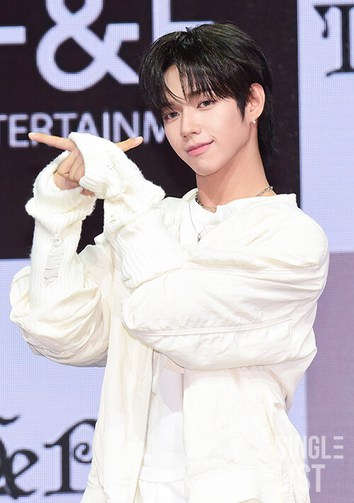 Foto terbaru JL (AHOF)