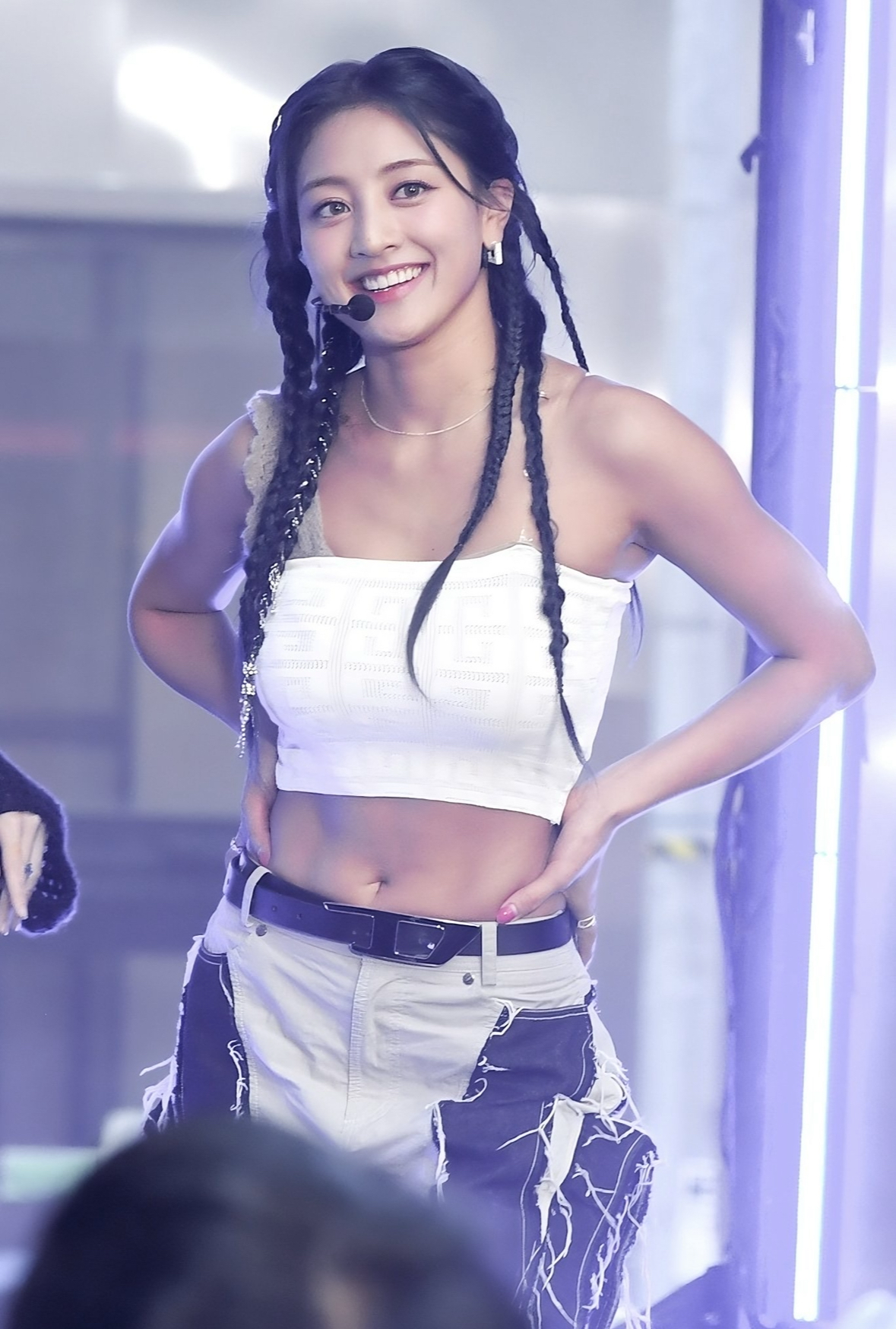 Behind-the-scenes cut of Jihyo (TWICE)