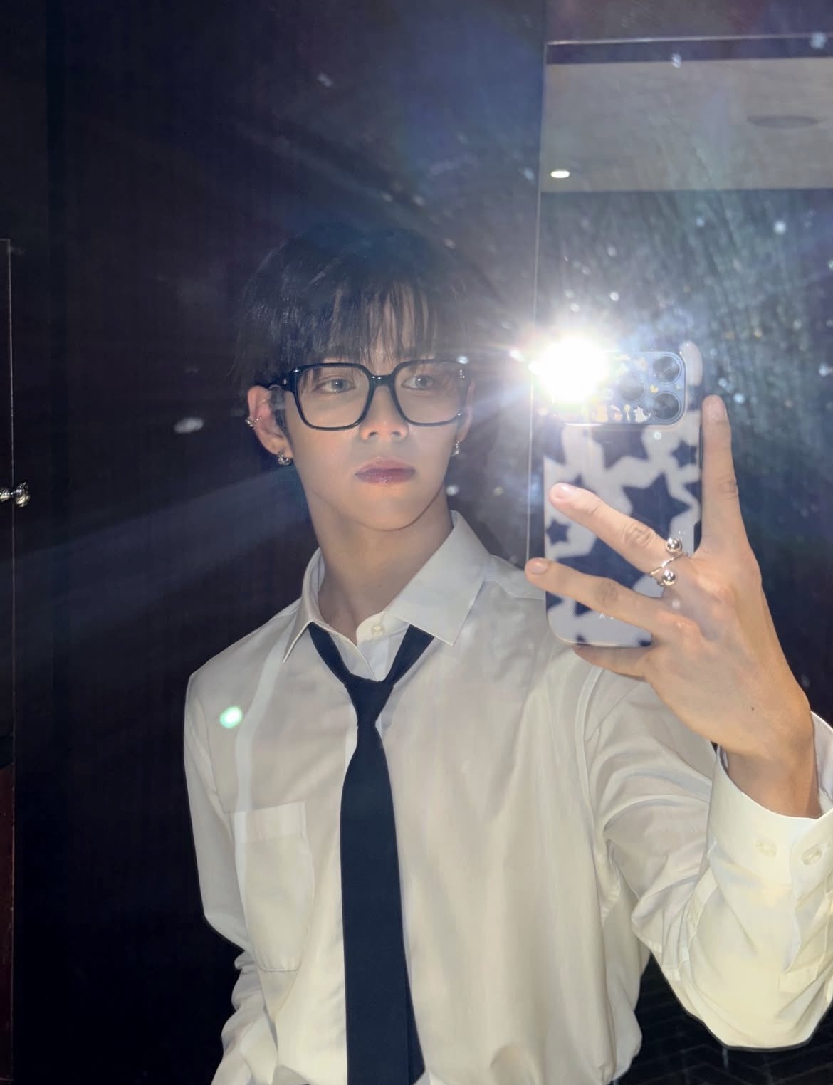 Foto aktivitas terbaru JL (AHOF)