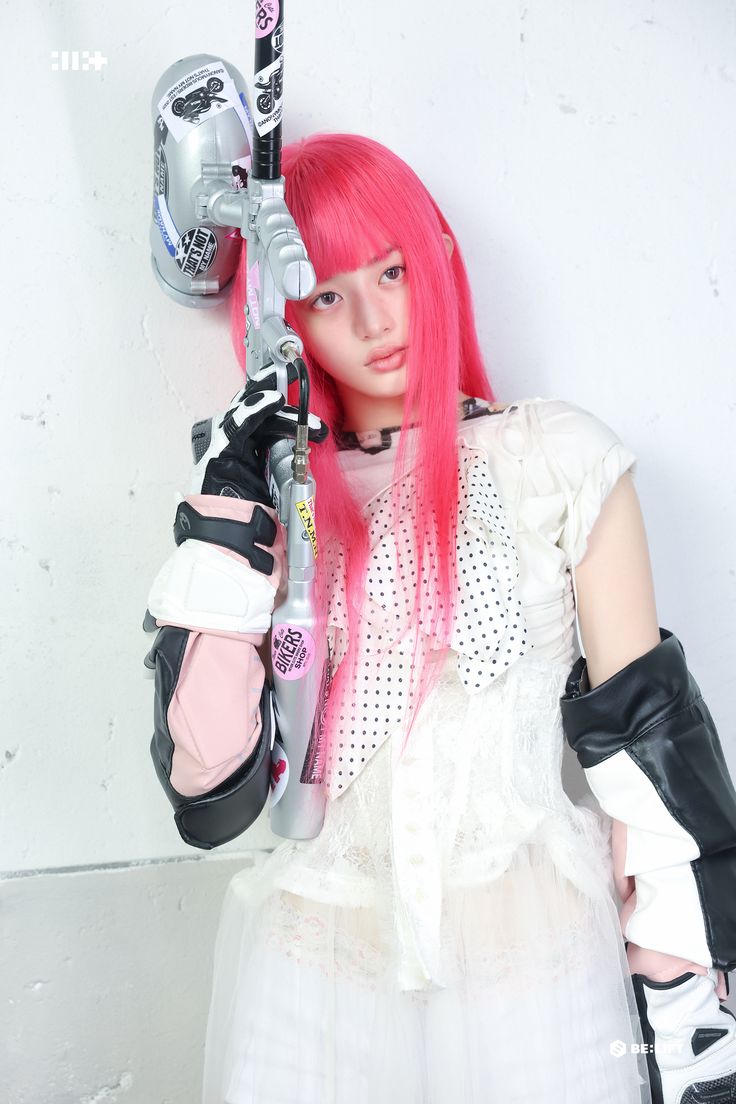 Latest photo of ILLIT