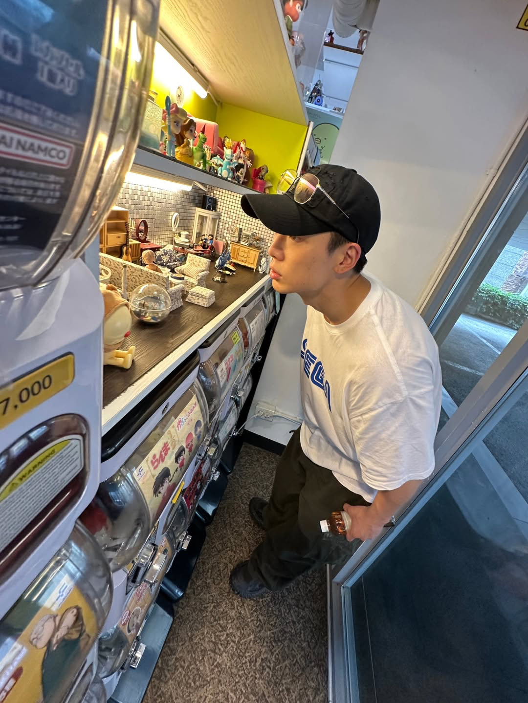 Behind-the-scenes cut of BOBBY (iKON)
