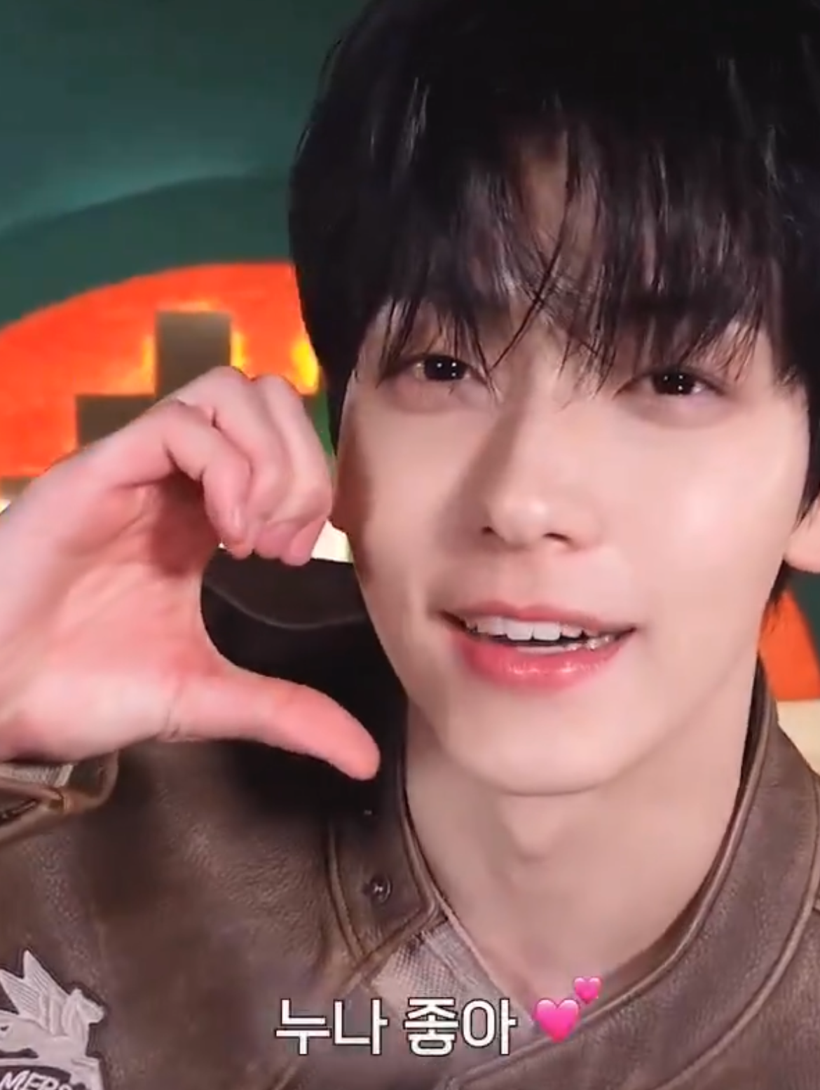 A moment captured by Soobin (TOMORROW X TOGETHER)'s fan