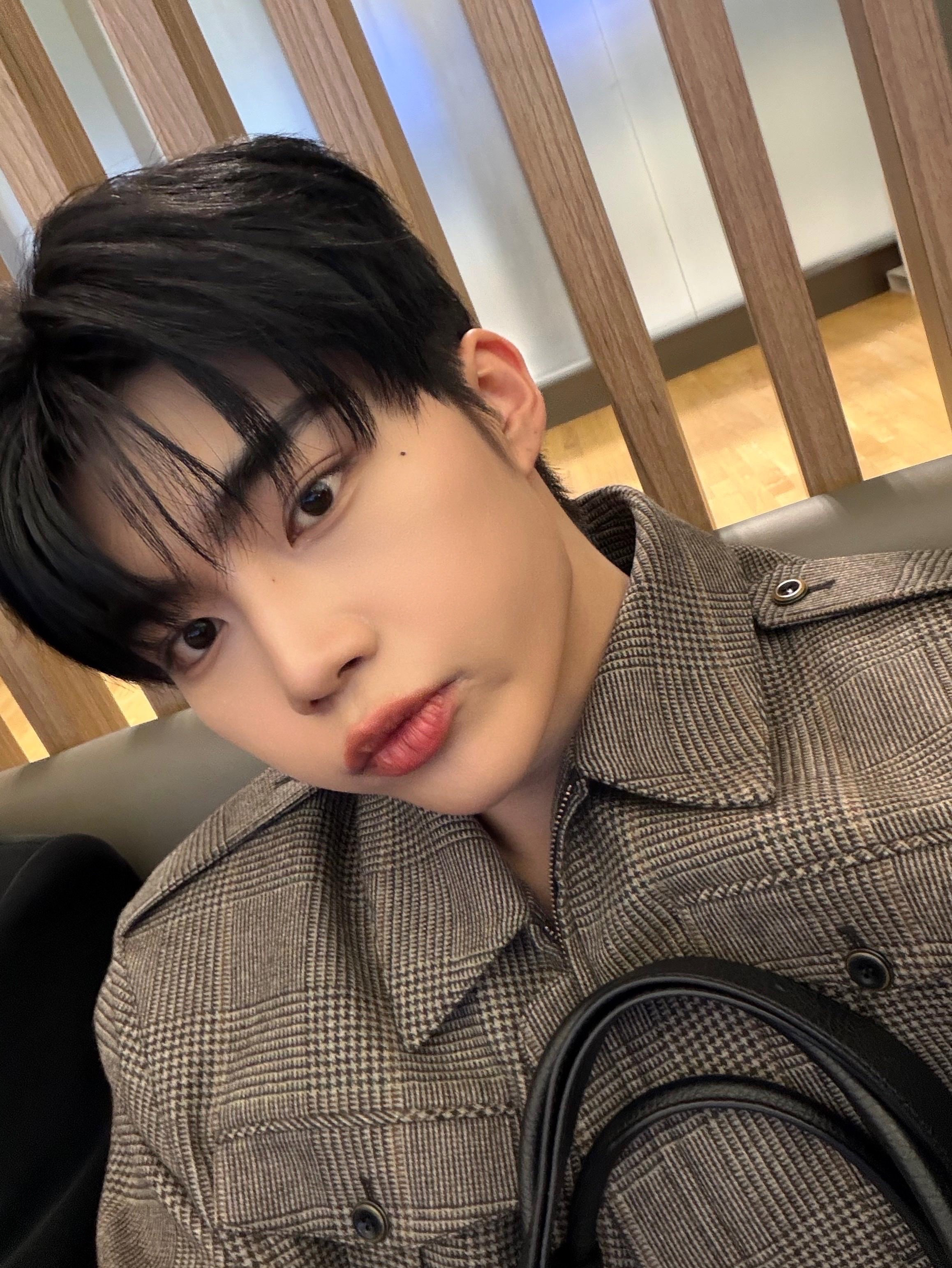 朴乾旭 (ZEROBASEONE)的幕後花絮