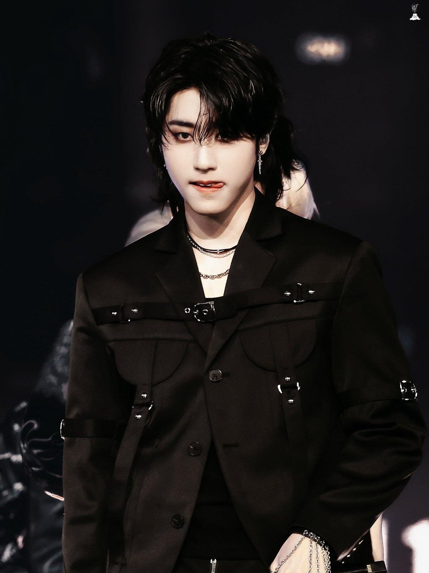 Behind-the-scenes cut of HAN (Stray Kids)