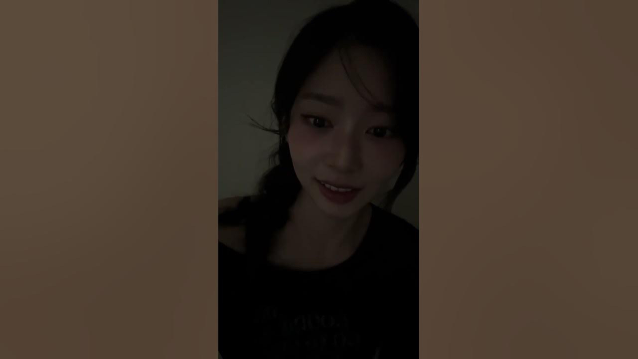 A moment captured by Kim Minju's fan