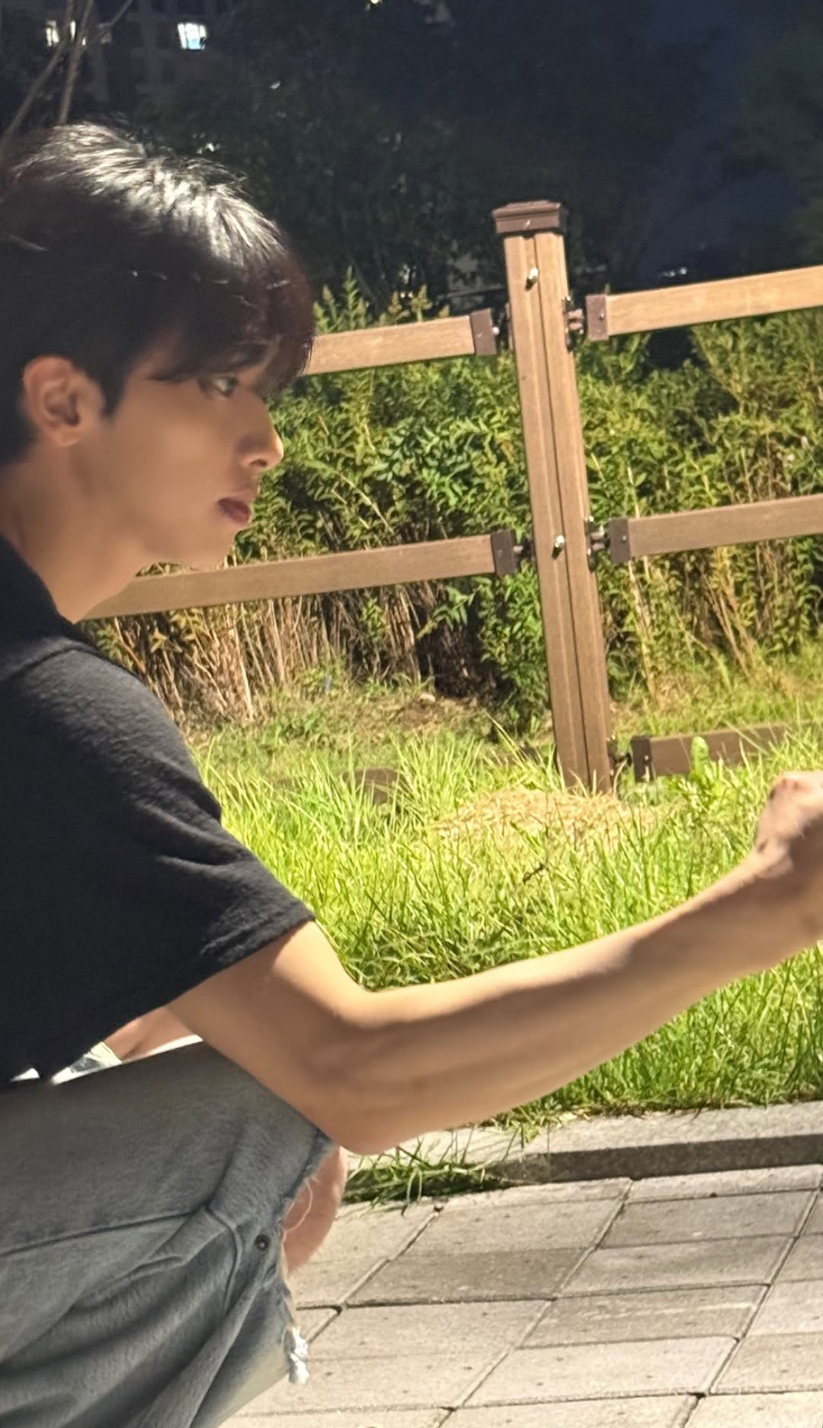 Behind-the-scenes cut of Xiao (UP10TION)