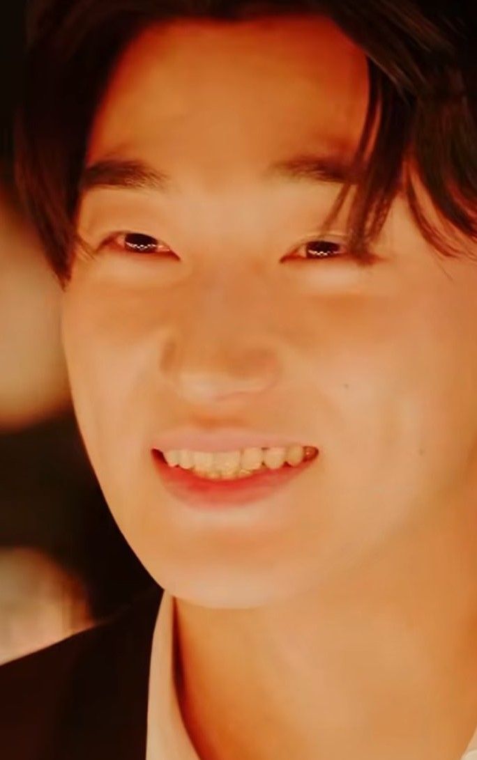 A moment captured by San (ATEEZ)'s fan