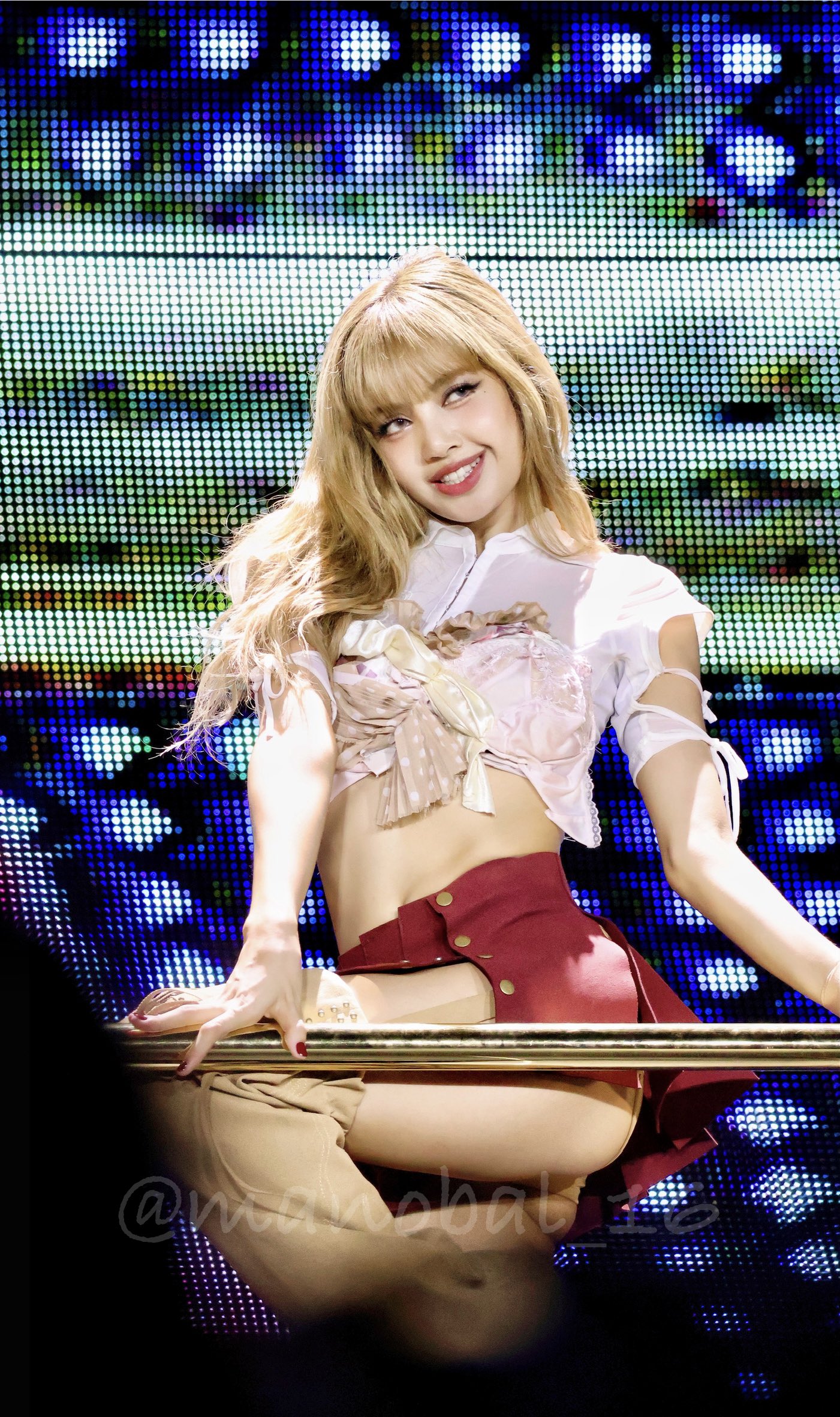 리사 (BLACKPINK)의 비하인드 컷