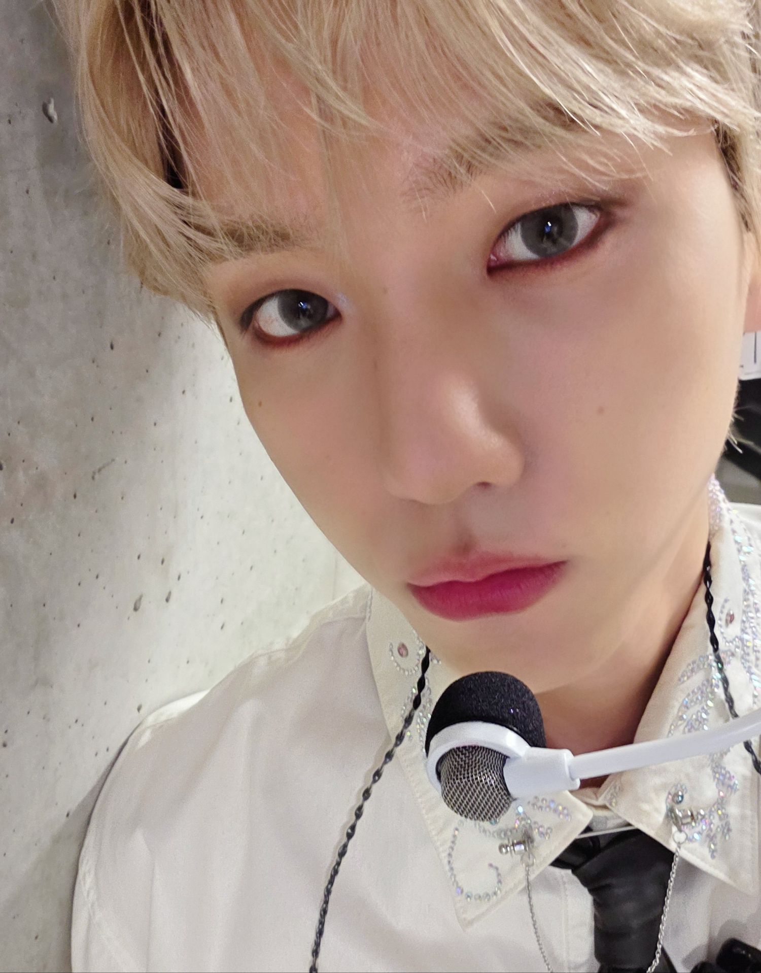 백현 (EXO)의 최신 사진