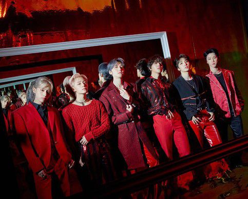 Behind-the-scenes cut of ONEUS