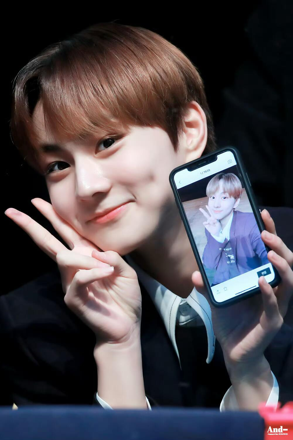 Latest photo of Jungwon (ENHYPEN)