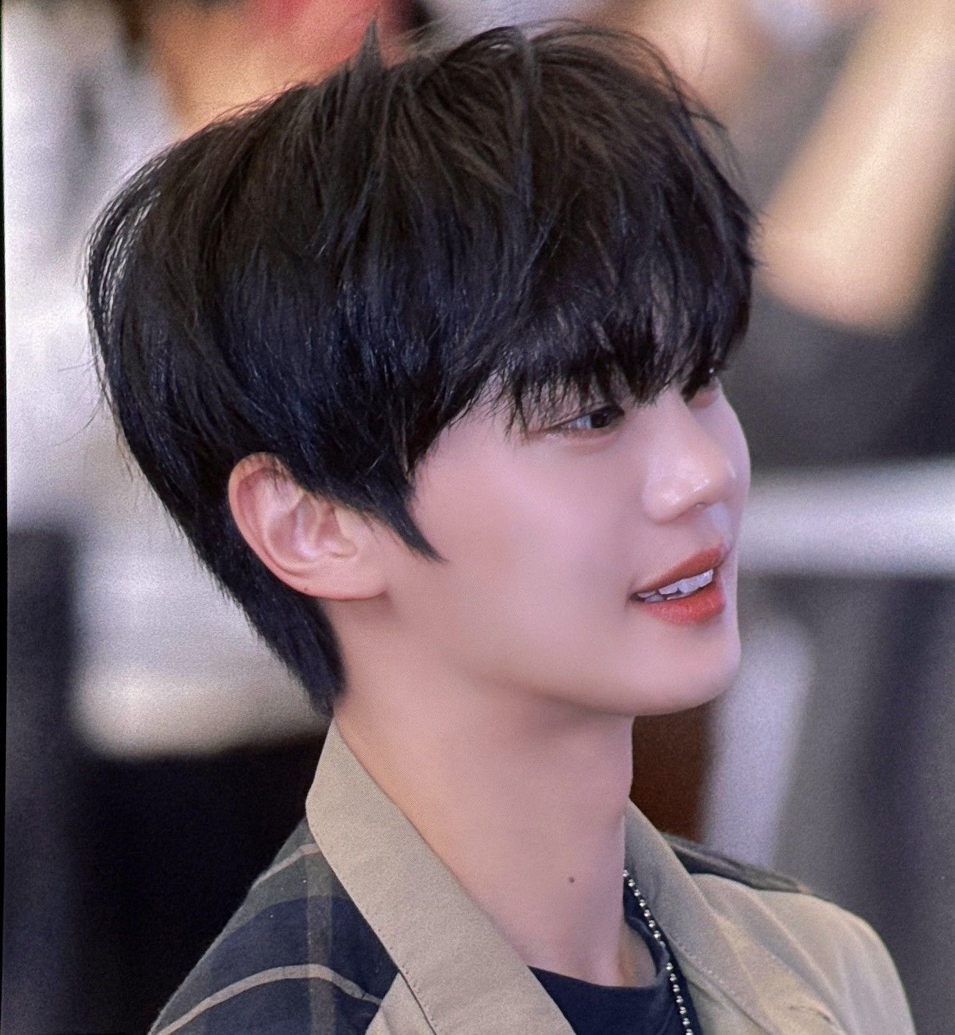 Behind-the-scenes cut of Kim Gyuvin (ZEROBASEONE)