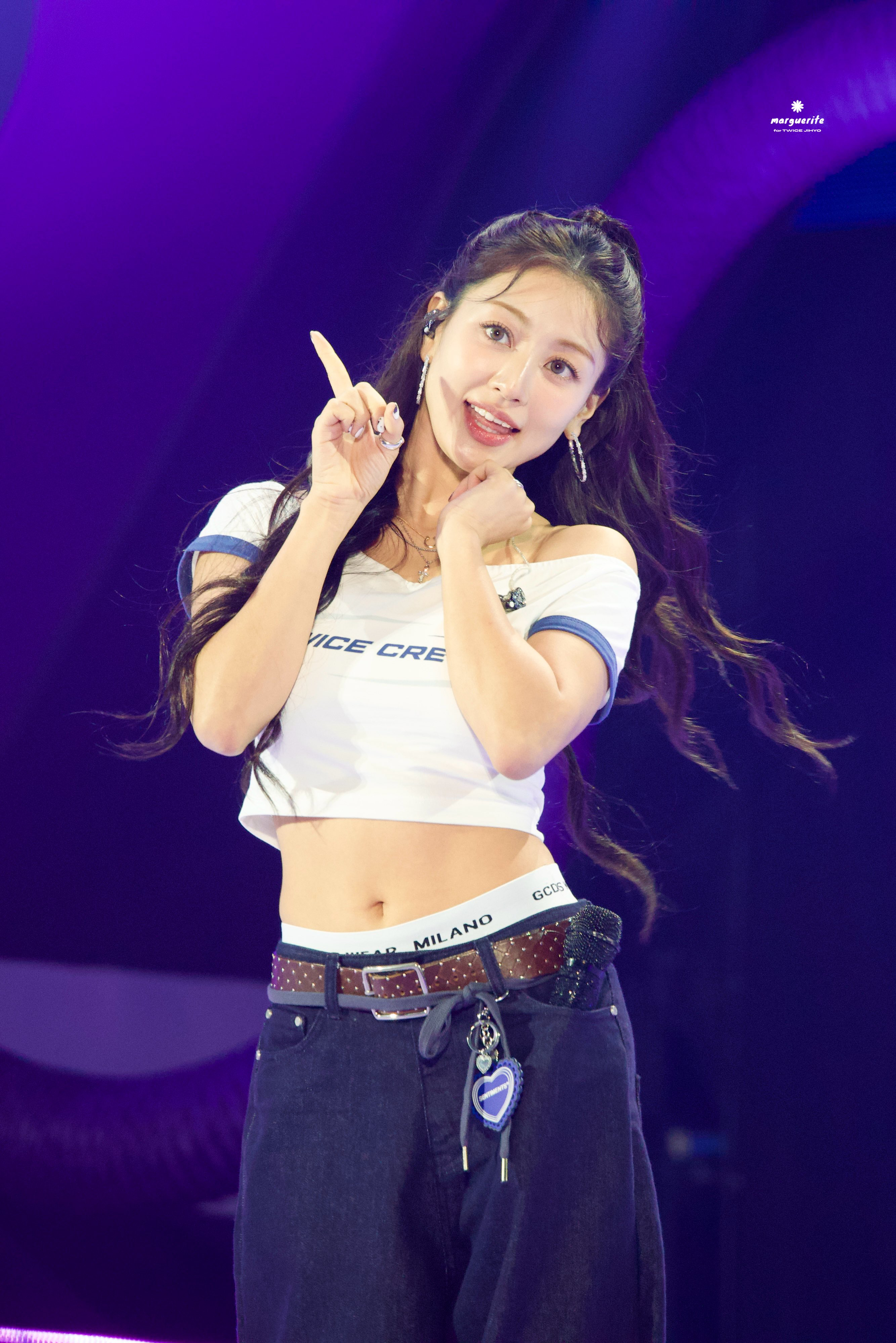 志效 (TWICE)的最新活動照片