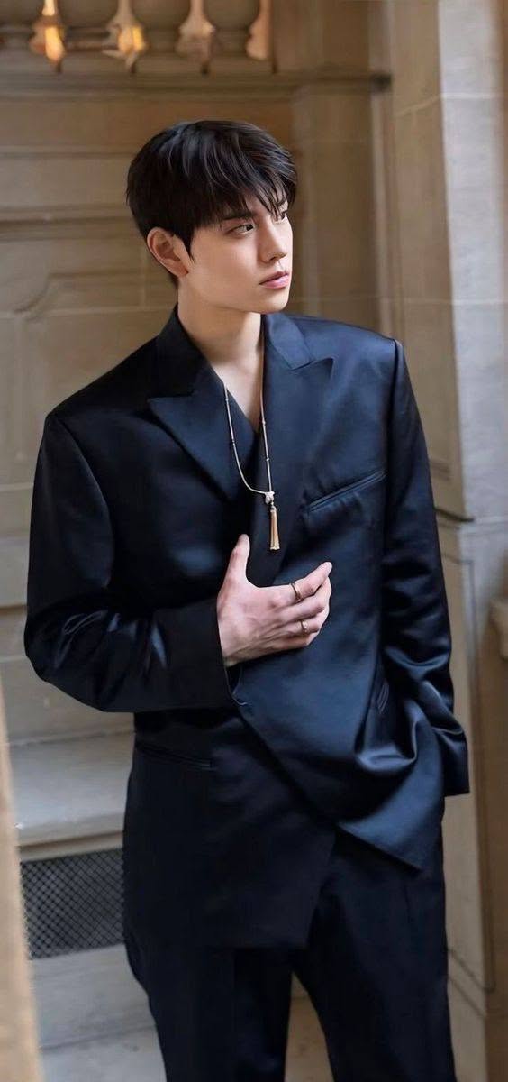 The most beloved wallpaper among Stray Kids's fans