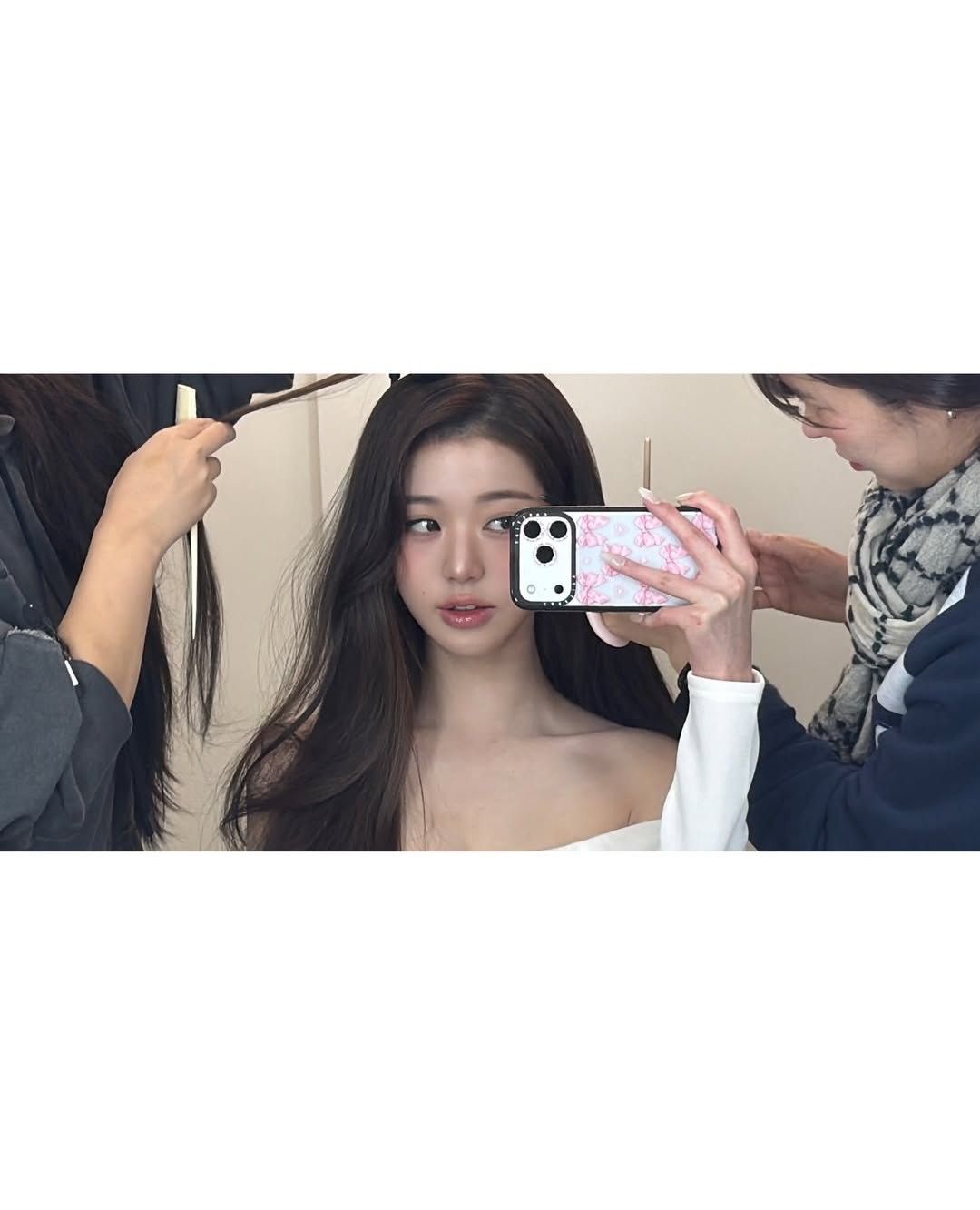 チャン・ウォニョン (IVE)の舞台裏ショット