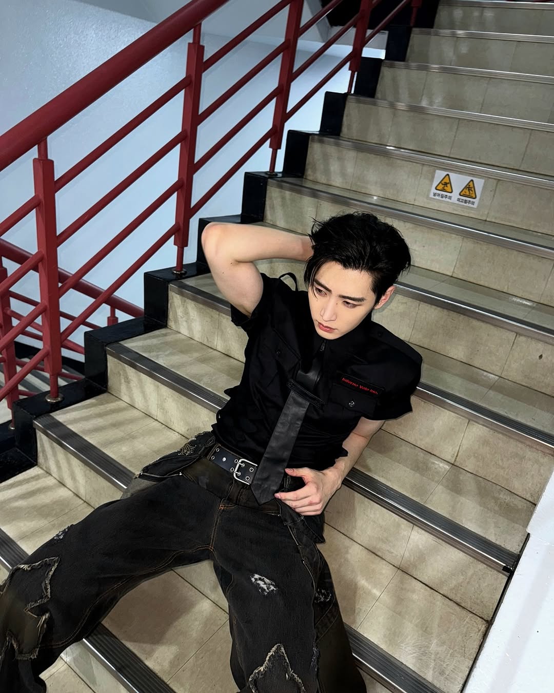Latest photo of Sunghoon (ENHYPEN)